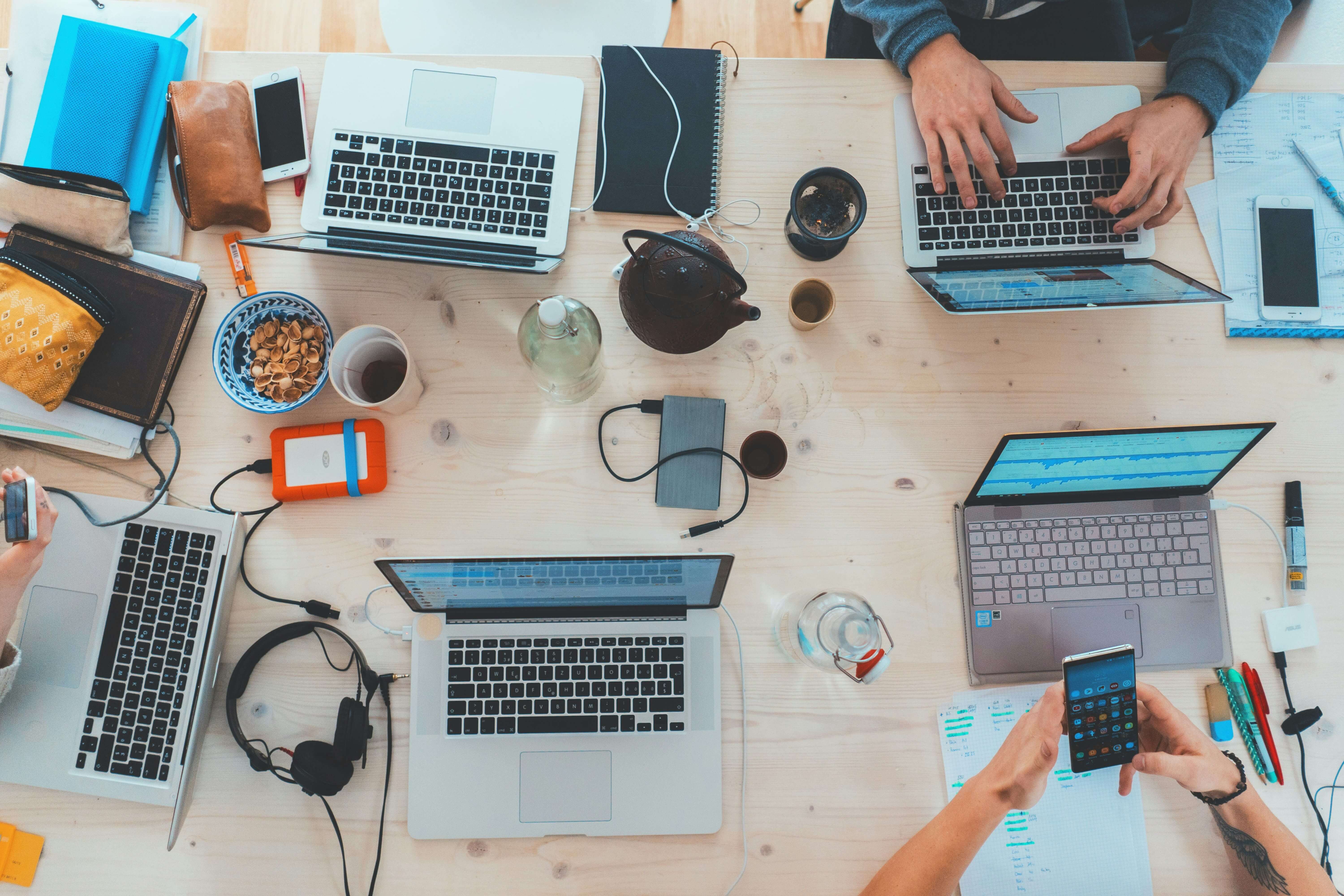 <p><strong>🌟 Offrez-vous une carrière brillante avec notre formation ITIL 4 Fondation ! 🌟</strong></p><p>🔧<strong>Cherchez-vous</strong> à améliorer vos compétences en gestion des services informatiques ? La certification ITIL 4 Fondation est le tremplin idéal pour maîtriser les meilleures pratiques ITSM (IT Service Management) et propulser votre carrière !</p><p><strong>Ce que nous offrons :</strong></p><p>🎓 <strong>Formation Complète et Accessible</strong> : Que vous soyez débutant ou professionnel expérimenté, notre formation ITIL 4 Fondation est conçue pour s’adapter à tous les niveaux. Nous proposons des cours interactifs, des études de cas pratiques et des supports pédagogiques de haute qualité.</p><p>🖥️ <strong>Format Flexible</strong> : Profitez d’une formation en ligne flexible, vous permettant d’apprendre à votre rythme, où que vous soyez. Nos sessions sont disponibles en direct ou en mode replay pour s’adapter à votre emploi du temps.</p><p>📚 <strong>Contenus Actualisés</strong> : Bénéficiez des contenus les plus récents et des mises à jour conformes aux standards ITIL 4. Nos formateurs certifiés et expérimentés vous guideront à travers les concepts clés, les processus et les pratiques ITIL.</p><p>🏆 <strong>Certification Reconnaissance Internationale</strong> : Obtenez une certification reconnue mondialement et donnez un coup de boost à votre CV. La certification ITIL 4 Fondation est un atout précieux pour décrocher d++++++les opportunités dans des entreprises de premier plan.</p><p><strong>Pourquoi choisir notre formation ?</strong></p><p>🔹 <strong>Expertise</strong> : Nos formateurs certifiés , expérimentés et passionnés par le partage de connaissances.&nbsp;</p><p>🔹 <strong>Soutien Personnalisé</strong> : Accompagnement dédié et sessions de Q&amp;A pour répondre à toutes vos questions.&nbsp;</p><p>🔹 <strong>Communauté Active</strong> : Rejoignez une communauté de professionnels partageant les mêmes objectifs, échangez des idées et développez votre réseau.</p><p><strong>Rejoignez-nous dès aujourd'hui !</strong></p><p>Ne manquez pas cette opportunité de vous former aux meilleures pratiques ITIL 4 et de transformer votre avenir professionnel. Inscrivez-vous dès maintenant et bénéficiez de notre offre spéciale</p><p><br></p><p>Pour plus d’informations, n’hésitez pas à nous contacter via message privé ou à visiter notre site web.</p>